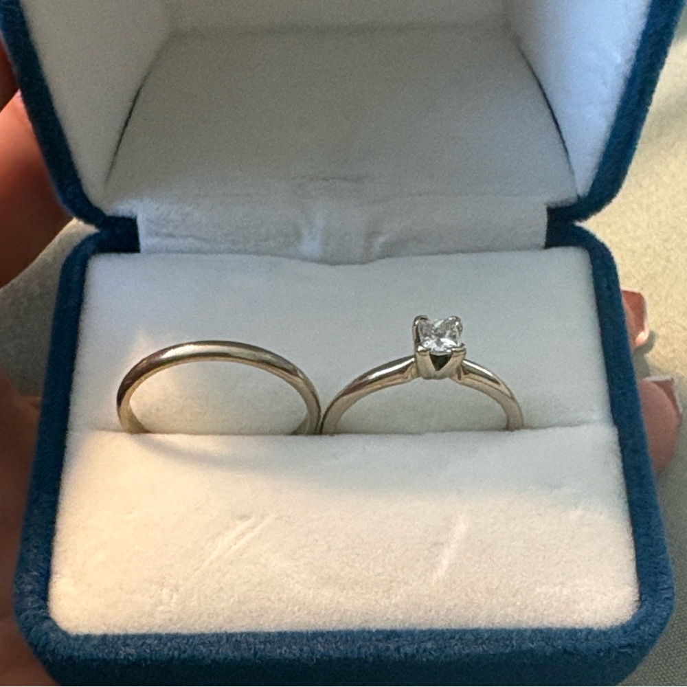 1CT Princess cut White gold Ring Set with Solitaire Design